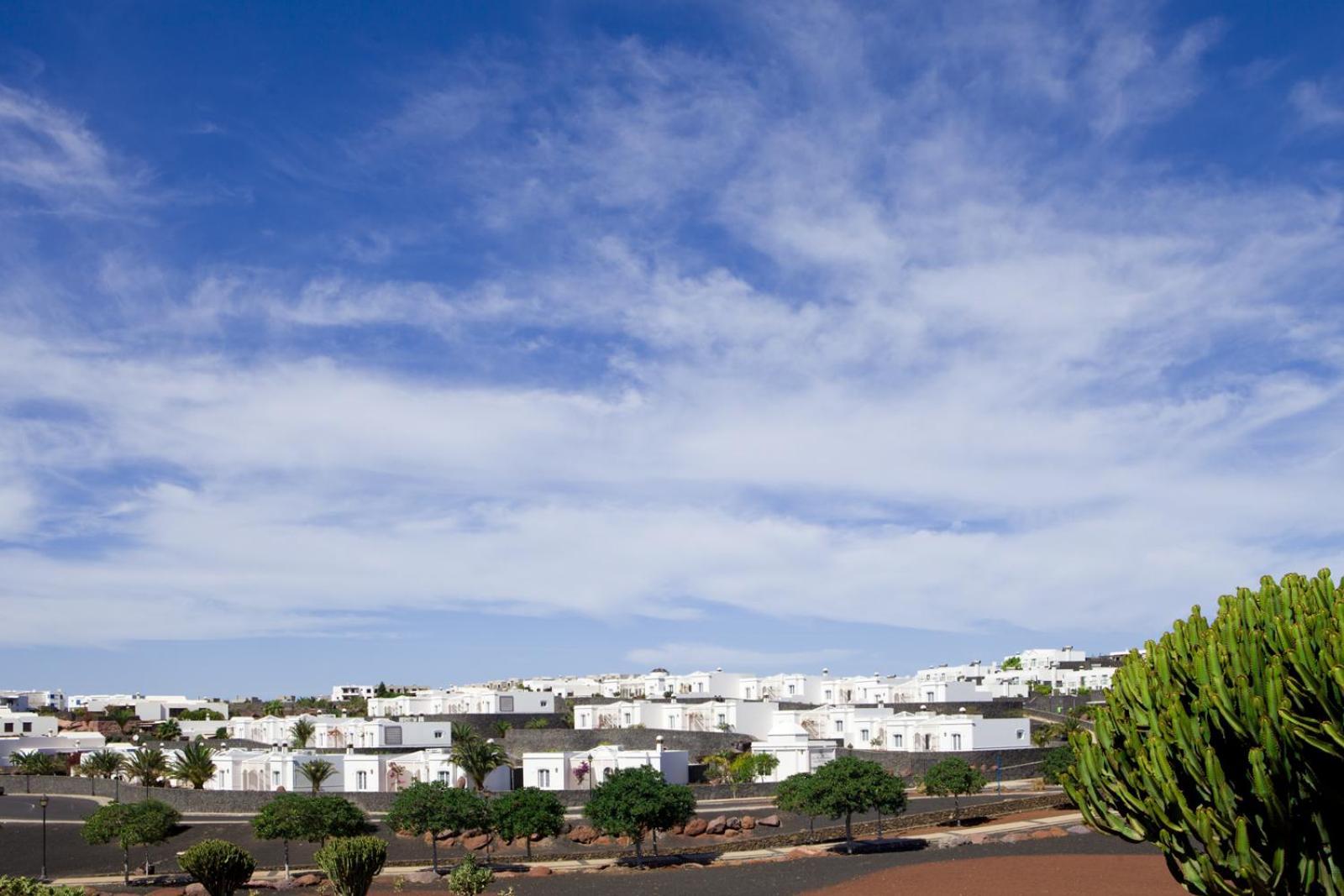 Apartamentos Livvo Coloradamar Playa Blanca  Exterior foto
